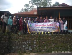 LPPM UNAND MENANDATANGANI PERJANJIAN KERJASAMA PEMAKAIAN MOTIF BATIK MINANG DENGAN UMKM BATIK PARIANGAN