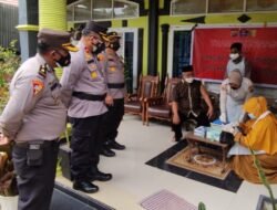 Kapolres Kuansing Cek Pelaksanaan Vaksinasi Keliling, Warga : Terima Kasih Pak Polisi