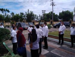 Usai Hadiri Forum Konsultasi Publik RPJMD, Bupati Andi Putra Kembali Serahkan Mobil Dinas
