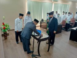 Ka Kankemenag Tanah Datar Melantik Yunizar Sebagai Kepala MTsN 4 Tanah Datar