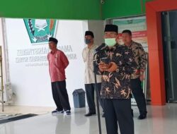 Ka Kankemenag Tanah Datar Pembina Apel Pagi Minggu Pertama