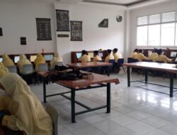 Kasi Kurikulum Madrasah Kanwil Kemenag Sumbar Tinjau Pelaksanaan ANBK