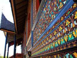 Rahasia Yang Ada Dalam Ragam Hias Ukiran Tradisional Pada Museum Istano Basa Pagaruyung