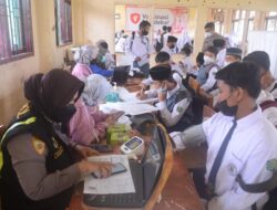 Bupati Tanah Datar Menghadiri Program Vaksinasi Merdeka Digelar Polres Tanah Datar