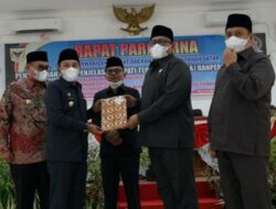 Dalam Paripurna DPRD Tanah Datar Bupati Sampaikan Tiga Ranperda