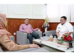 Wakil Bupati Tanah Datar Didampingi Kepala Dinas Kesehatan Sambangi Dinas Kesehatan Provinsi Sumatera Barat