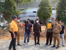 Kajari Kuansing Hadiman, SH.,MH bersama tim Tinjau Sejumlah Proyek