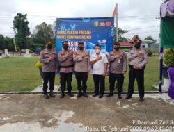 KUNJUNGAN PAMATWIL WADIR DIT PAM OBVIT POLDA RIAU KE LOKASI VAKSINASI DI KANTOR CAMAT SINGINGI