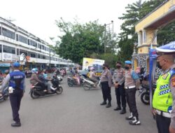 Polres Kuansing Adakan Kegiatan Pengaturan Pasar dan Patroli Lalu Lintas