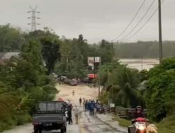 Air di Venue Dayung Kebun Nopi Meluap Keruas Jalan Lintas Utama Riau-Sumbar