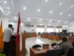 Bupati Tanah Datar Membacakan Jawaban Atas Pandangan Umum Fraksi DPRD Tanah Datar Tentang Ranperda Pertanggungjawaban Pelaksanaan APBD 2021