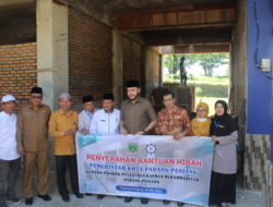 Pemko Padang Panjang Menyerahkan Bantuan Hibah Dana Pembangunan Asrama Pondok Pesantren Kauman Muhammadiyah