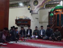 Bupati Hadiri Pertunjukan Salawaik Dulang di Andaleh