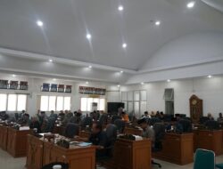 Nota Ranperda Tentang Pertanggungjawaban Pelaksanaan APBD 2021Disampaikan di Paripurna DPRD Tanah Datar