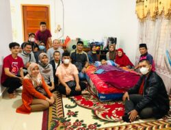 Aksi Peduli Personel Polda Riau Bersama Wartawan Mitra Silaturahmi dan Berikan Bantuan ke Jurnalis Senior