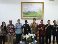 Tim Pansel Calon Anggota Bawaslu Bertemu Dengan Bupati Tanah Datar