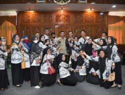 Senyum Calon Guru P3K Kuansing di Rumah Rakyat