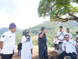 Bupati Tanah Datar Tinjau Persiapan Penggelaran Event Paralayang di Puncak Macau Juli Mendatang