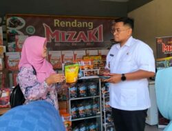 Wakil Bupati Tanah Datar Mengunjungi Salah Satu UMKM di Nagari Guguak Malalo