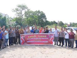 Penuh Keakraban, Kapolres AKBP Rendra Oktha Dinata,SIK M.Si Seruput Kopi bersama Insan Pers Di Kuansing