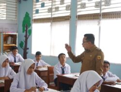 Tanpa Perencanaan Bupati Tanah Datar Tinjau SMP Negeri 5 Batusangkar