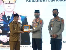 Kapolda Sumbar Irjen Pol Teddy Minahasa Putra Juga Raih Penghargaan Dari Tanah Datar
