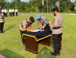 Kapolres Kuansing Pimpin Upacara Serah Terima Jabatan Kapolsek Logas Tanah Darat di Polres Kuansing