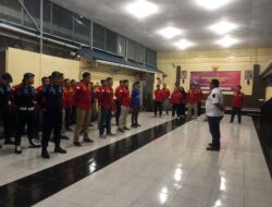 Kalapas Kelas 11 B Teluk Kuantan Bersama Pegawai Lapas Melakukan Penggeledahan di Setiap Ruang Tahanan