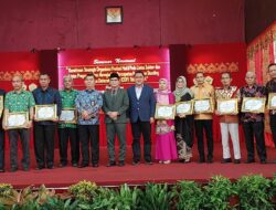 BUPATI SAFARUDDIN TERIMA PENGHARGAAN “HAKLI” UNTUK INOVASI “MAHKOTA BERLIAN”