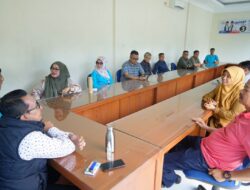 Bupati Tanah Datar Bersama Ketua TP PKK Mengunjungi Peternakan Kambing Etawa Boncah Farm di Barulak