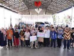 Sebagai Bentuk Kepedulian Terhadap Lansia dan Penyandang Disabilitas Pemda Kucurkan Bantuan Sosial