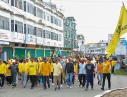 Ribuan Warga Ramaikan Jalan Sehat Golkar