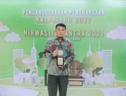 Hamdi Agus Raih Anugerah Green Leadership “Nirwasita Tantra” Tahun 2021