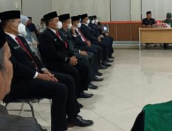Pelantikan Pejabat Esselon II Hasil Assessment di Laksanakan di Ruang Multimedia Kantor Bupati Kuansing