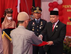 Ketua DPRD Kota Payakumbuh Serahkan Hasil Keputusan Remisi Umum Dalam Rangka HUT RI Ke-77 di Lapas Kelas IIB Payakumbuh