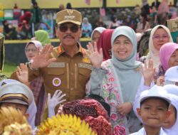 Bupati Safaruddin Buka “Pawai Arak Iriang Adat Salingka Nagari”,Masyarakat Situjuah Batua Tumpah Ruah