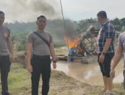 Tertibkan PETI di Desa Gunung Kesiangan, Kapolsek Benai Polres Kuansing Terjun Langsung Ke TKP