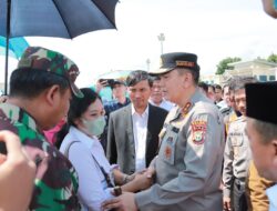 Kapolda Riau Irjen Moh Iqbal Lepas Keberangkatan Kapolda Jambi Irjen Rusdi Hartono dibandara Sultan Thaha Saifudin Jambi