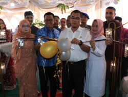 Hadiri Launching Toko Al-Mateen Carpets Pj.Wako Rida Ananda :” Al-Mateen Carpets Sukses, Masyarakat Terbantu”