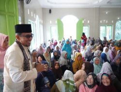 Khatam Al Quran Lansia di Mesjid Darul Falah Nagari Batu Bulek Dihadiri Bupati Tanah Datar