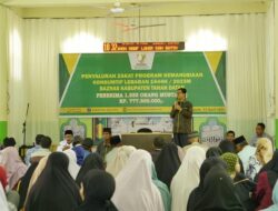Mustahiq se KabupatenTanah Datar Terima Zakat Konsumtif Lebaran
