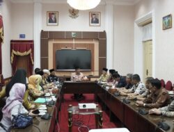 BAHAS PERSIAPAN ‘MALAKOK’ KELUARGA BUNG HATTA, GUBERNUR MAHYELDI : APRESIASI MASYARAKAT BATU AMPA DAN SIAP DUKUNG PENUH