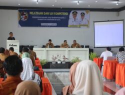 TINGKATKAN PROFESIONALISME ASN DALAM PENGADAAN BARANG /JASA, BUPATI SAFARUDDIN BUKA BIMTEK KOMPETENSI PBJ