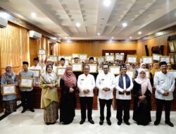 ASN Purna Tugas di Lingkungan Pemerintah Kabupaten Tanah Datar Diberi penghargaan