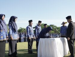 Bupati Lima Puluh Kota Serahkan 598 Petikan SK PPPK Guru dan Ambil Sumpah 82 ASN Jabatan Fungsional
