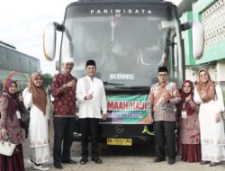 Kloter XVII Debarkasi Padang Tiba di Tanah Air, 38 Jamaah Limapuluh Kota Dijemput Bupati