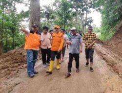 Tinjau Longsor Situjuah, Bupati Pastikan Penanganan Aparat Dan Imbau Warga Waspada Bencana