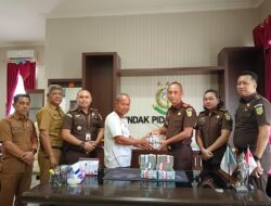 Dana Bergulir Rp320jt di Kembalikan Ke Kas Daerah Kajari Kuansing, Tutup Penyelidikan Kasus Dana Koperasi Pegawai