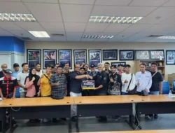 Puluhan Awak Media Luak Limopuluah Studi Komparatif ke Riau Pos