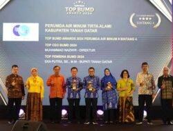Penghargaan TOP BUMD Awards 2024 Diterima Tanah Datar